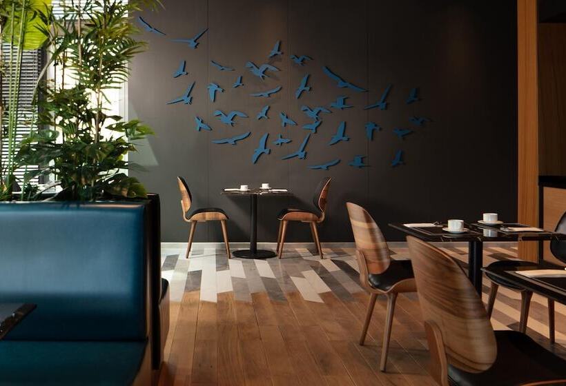 Fotos del hotel Four Points By Sheraton Istanbul Kagithane:  35