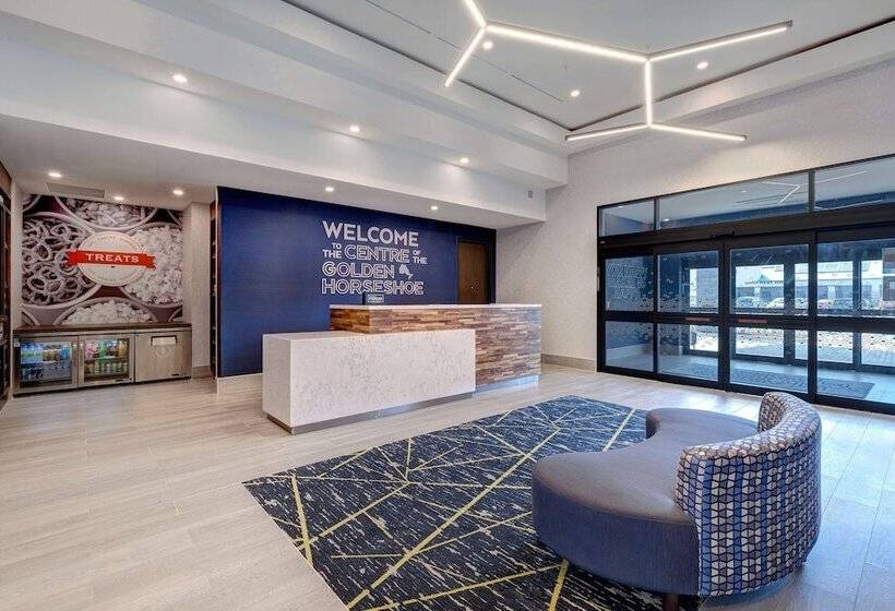 هتل Hampton Inn & Suites By Hilton Burlington Toronto