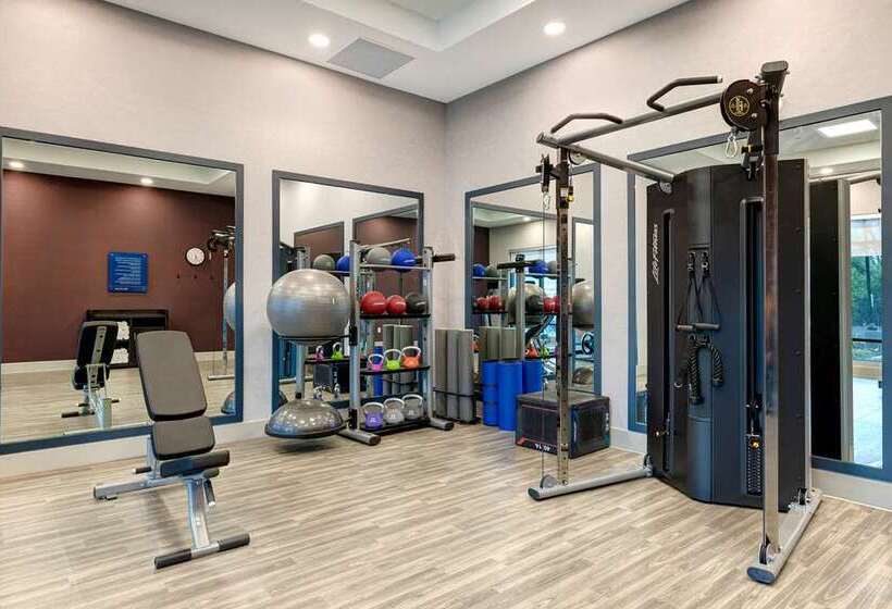 هتل Hampton Inn & Suites By Hilton Burlington Toronto