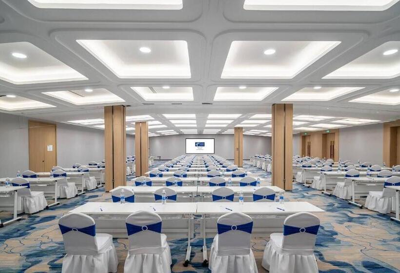 هتل Holiday Inn Express Jinan Airport Zone, An Ihg
