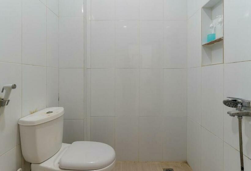 호텔 I Sari Residence Near Jalan Setia Budi Medan Redpartner