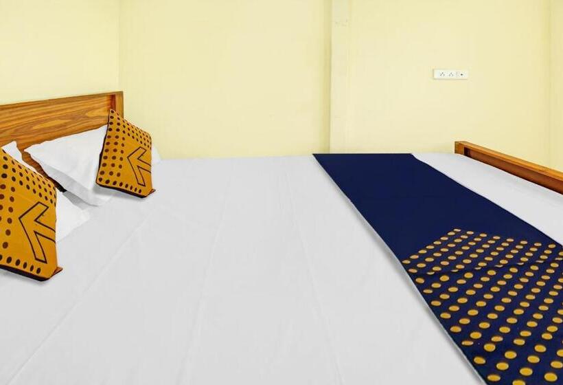 هتل O V.n Boarding And Lodging