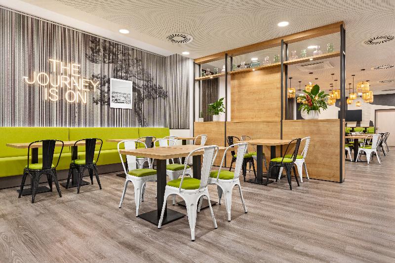 هتل Super 8 By Wyndham Chemnitz