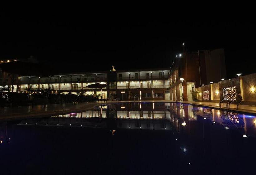 فندق The Bodhi Palace Resort