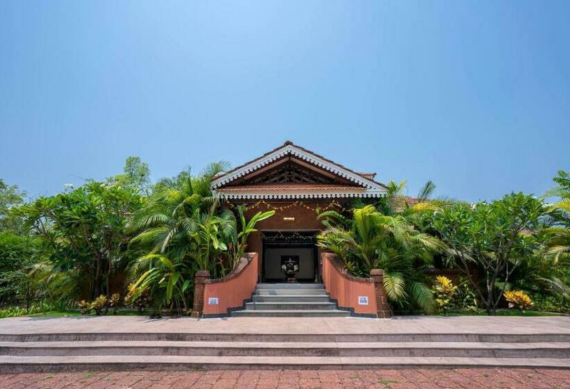 منتجع Sarth Ayurveda Retreat And Wellness Centre