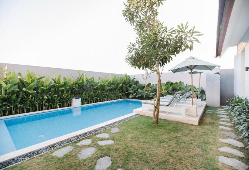 Vasudha Hostel Canggu