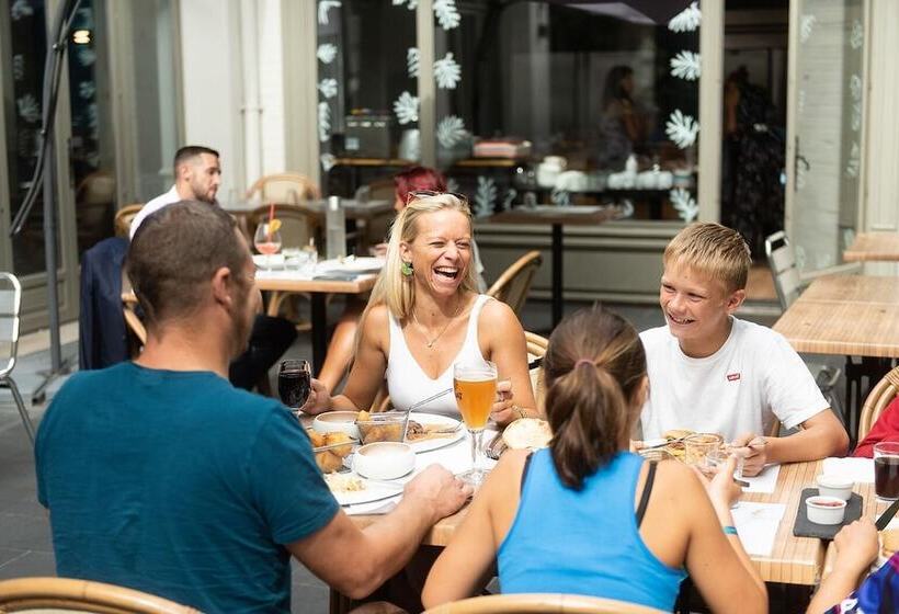 هتل Logis Hostellerie Du Marche