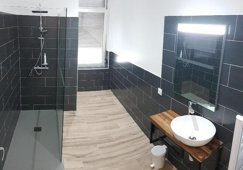 هتل Logis Hostellerie Du Marche