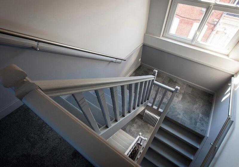 هتل Logis Hostellerie Du Marche