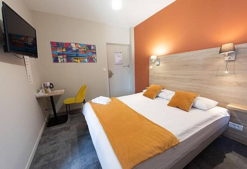 هتل Logis Hostellerie Du Marche