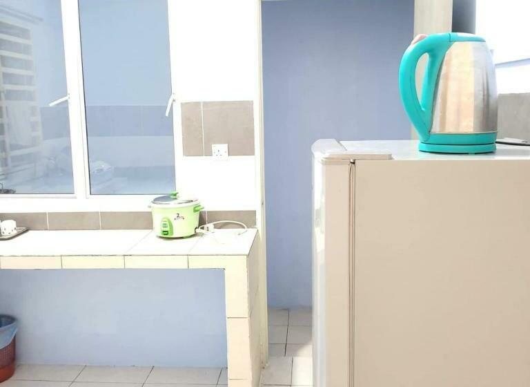 בית מלון כפרי Oyo 90362 Camlodge Makmur 3