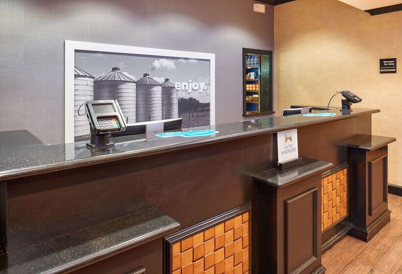 Hampton Inn & Suites Waco South