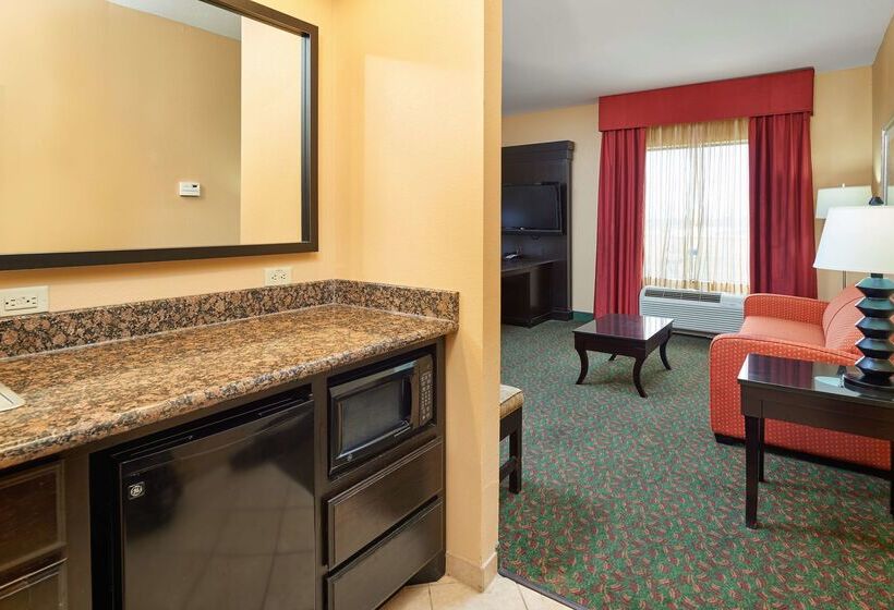 Hampton Inn & Suites Waco South