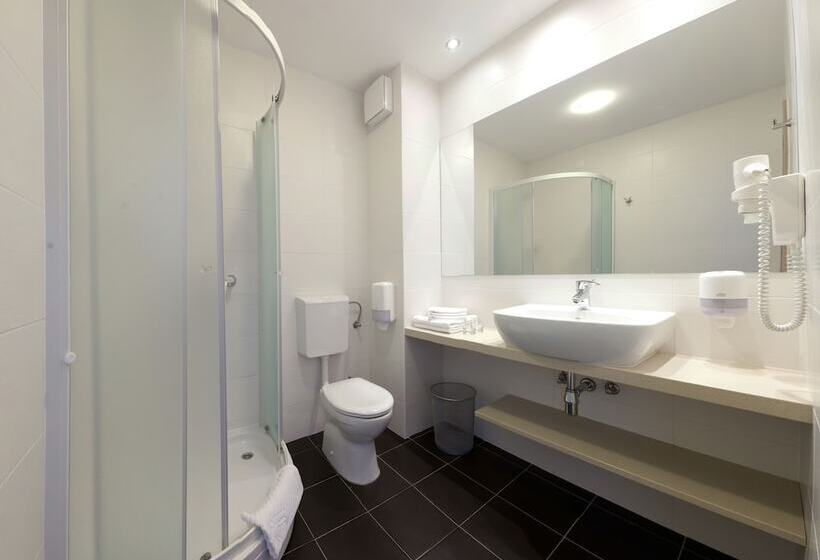 Fotos del hotel Adria:  13