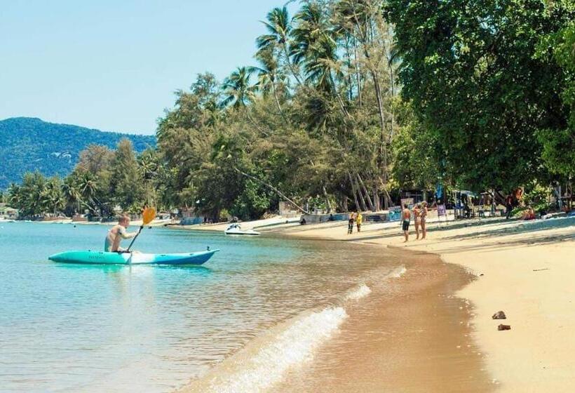 هتل Anahata Resort Samui