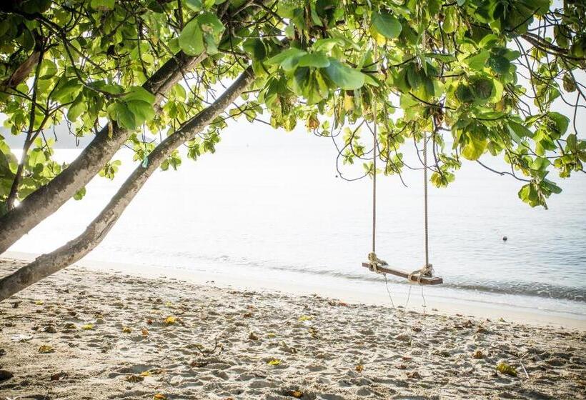 هتل Anahata Resort Samui