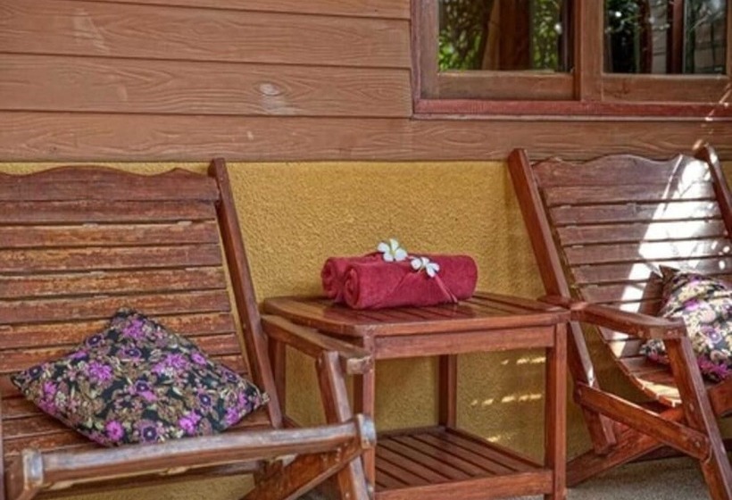 هتل Anahata Resort Samui