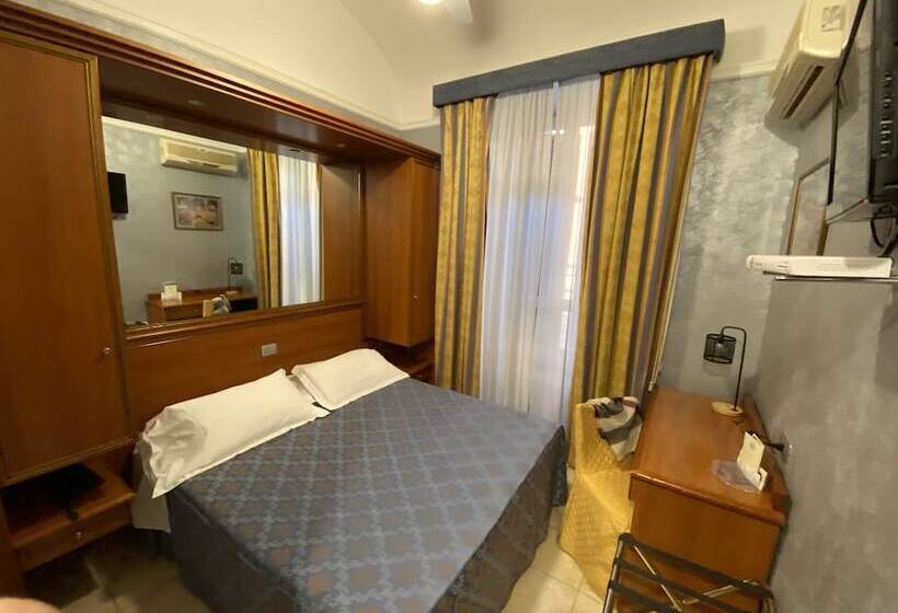 Fotos del hotel Assisi:  10 Fotos del hotel Assisi:  10