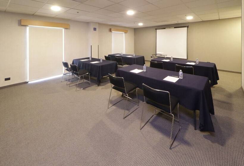 Fotos del hotel City Express Saltillo Sur:  24