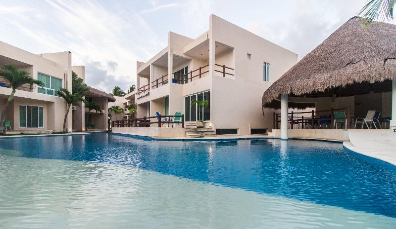 هتل Coral Maya Stay Suites