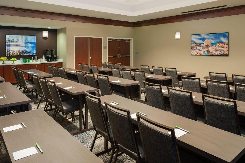 هتل Courtyard By Marriott Fort Lauderdale Airport & Cruise Port