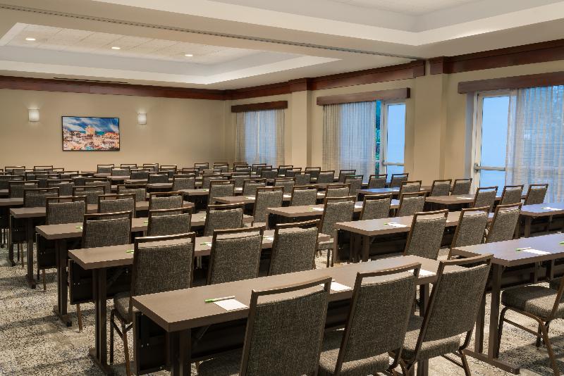 هتل Courtyard By Marriott Fort Lauderdale Airport & Cruise Port
