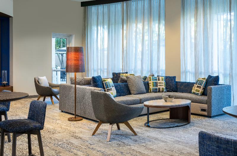 هتل Courtyard By Marriott Fort Lauderdale Airport & Cruise Port
