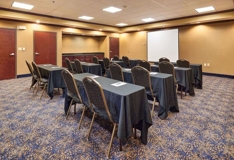 هتل Hampton Inn & Suites Austin South/buda