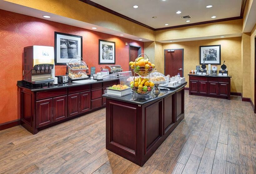 هتل Hampton Inn & Suites Austin South/buda