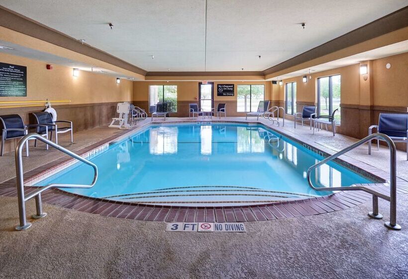 هتل Hampton Inn & Suites Austin South/buda