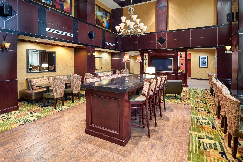 هتل Hampton Inn & Suites Austin South/buda