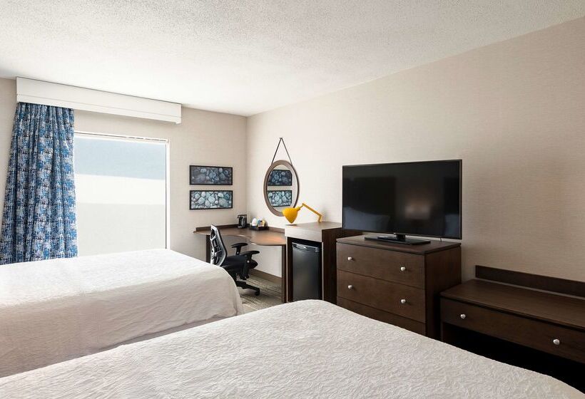 هتل Hampton Inn & Suites By Hilton Halifax   Dartmouth
