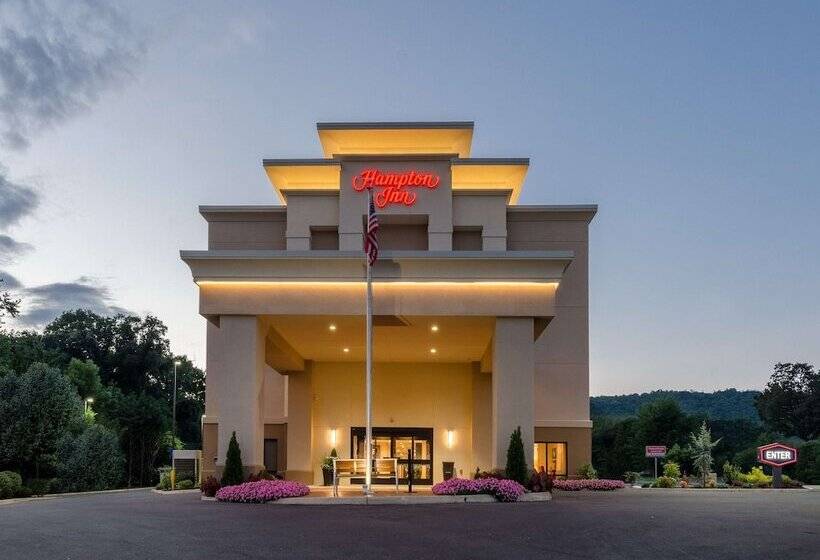 هتل Hampton Inn Covington