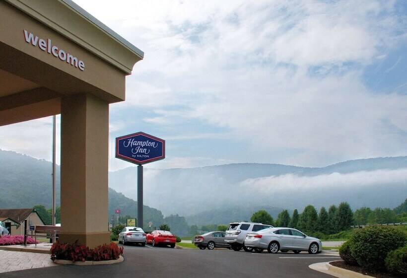 هتل Hampton Inn Covington