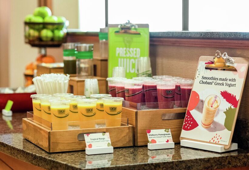 هتل Hampton Inn Nashua