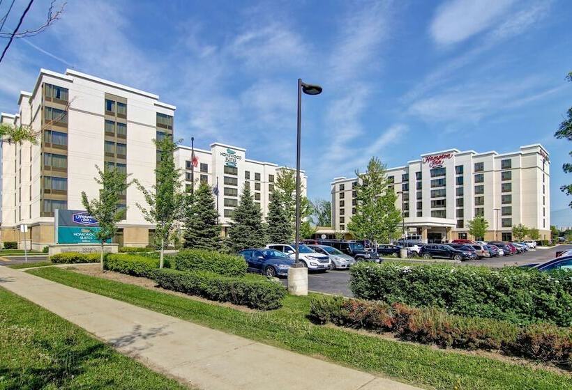 هتل Hampton Inn By Hilton Toronto Airport Corporate Centre