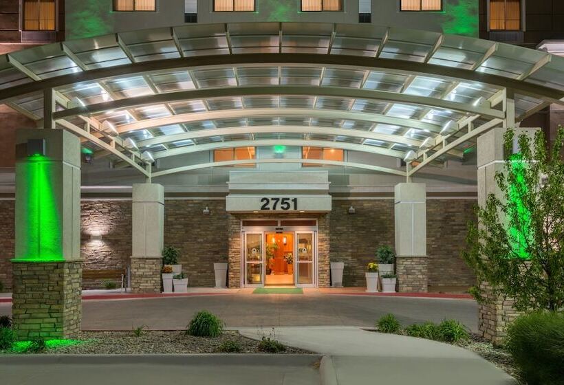 هتل Holiday Inn  & Suites Grand Junctionairport