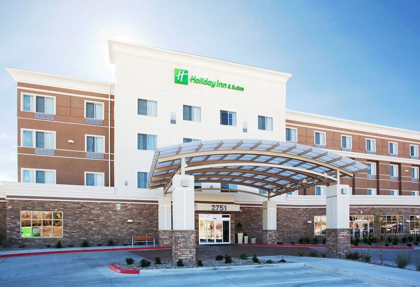 هتل Holiday Inn  & Suites Grand Junctionairport