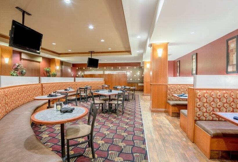 Holiday Inn Hotel & Suites Grand Junction Airport, An Ihg