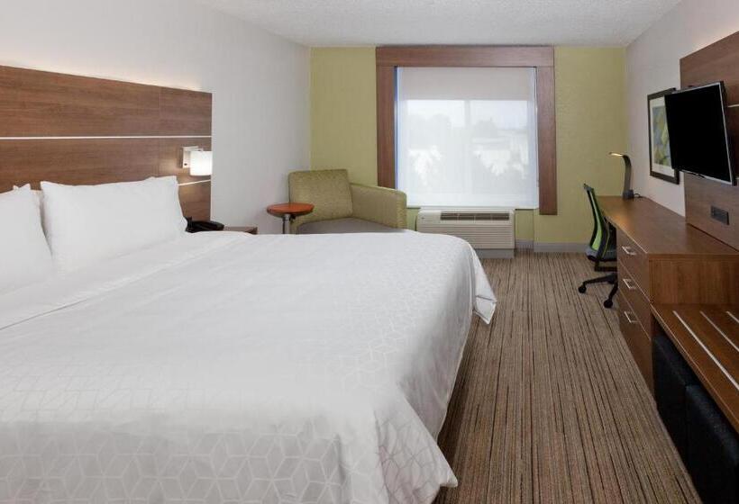 فندق Holiday Inn Express  & Suites Dothan North