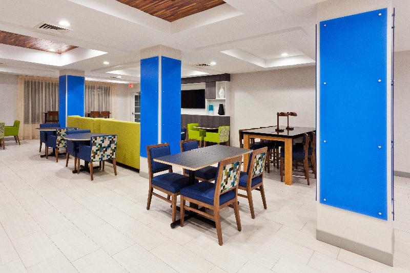 Holiday Inn Express Hotel & Suites Dothan North, An Ihg