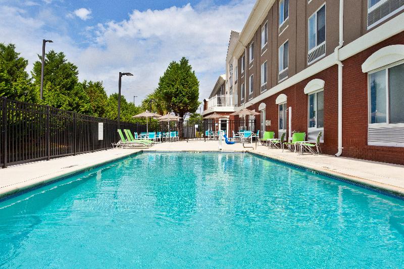 هتل Holiday Inn Express  & Suites Dothan North