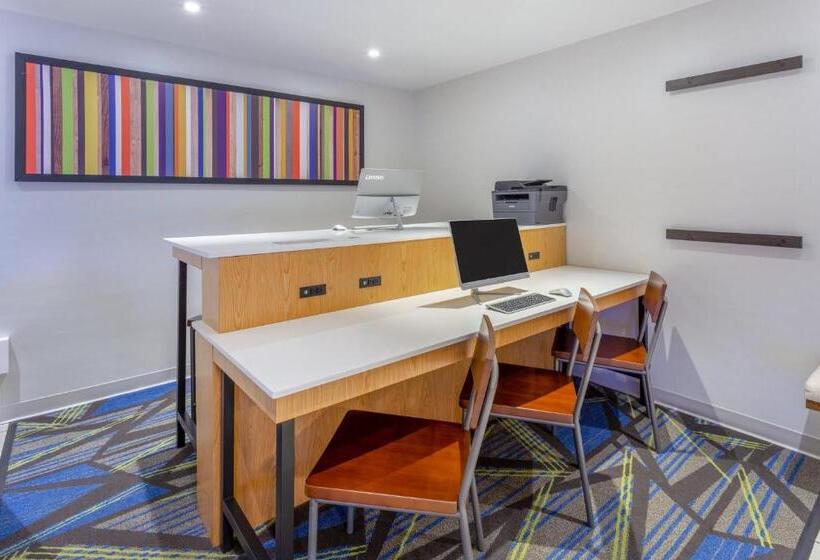 هتل Holiday Inn Express Columbus   Ohio Expo Center, An Ihg