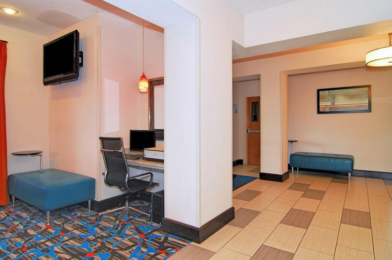 هتل Holiday Inn Express Destin E   Commons Mall Area, An Ihg