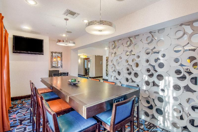 هتل Holiday Inn Express Destin E   Commons Mall Area, An Ihg