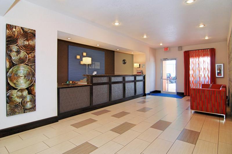 هتل Holiday Inn Express Destin E  Commons Mall Area