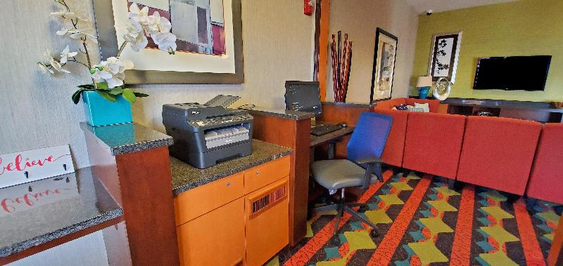 هتل Holiday Inn Express Kearney, An Ihg