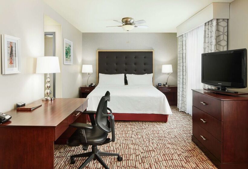 هتل Homewood Suites By Hilton Columbus