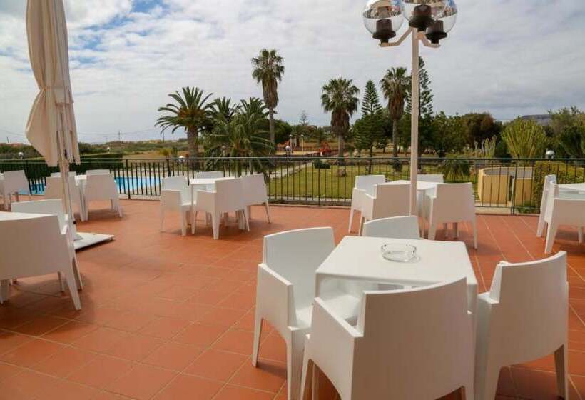 هتل Inatel Porto Santo
