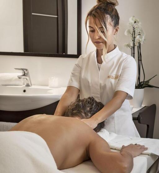 هتل La Rocca Resort & Spa